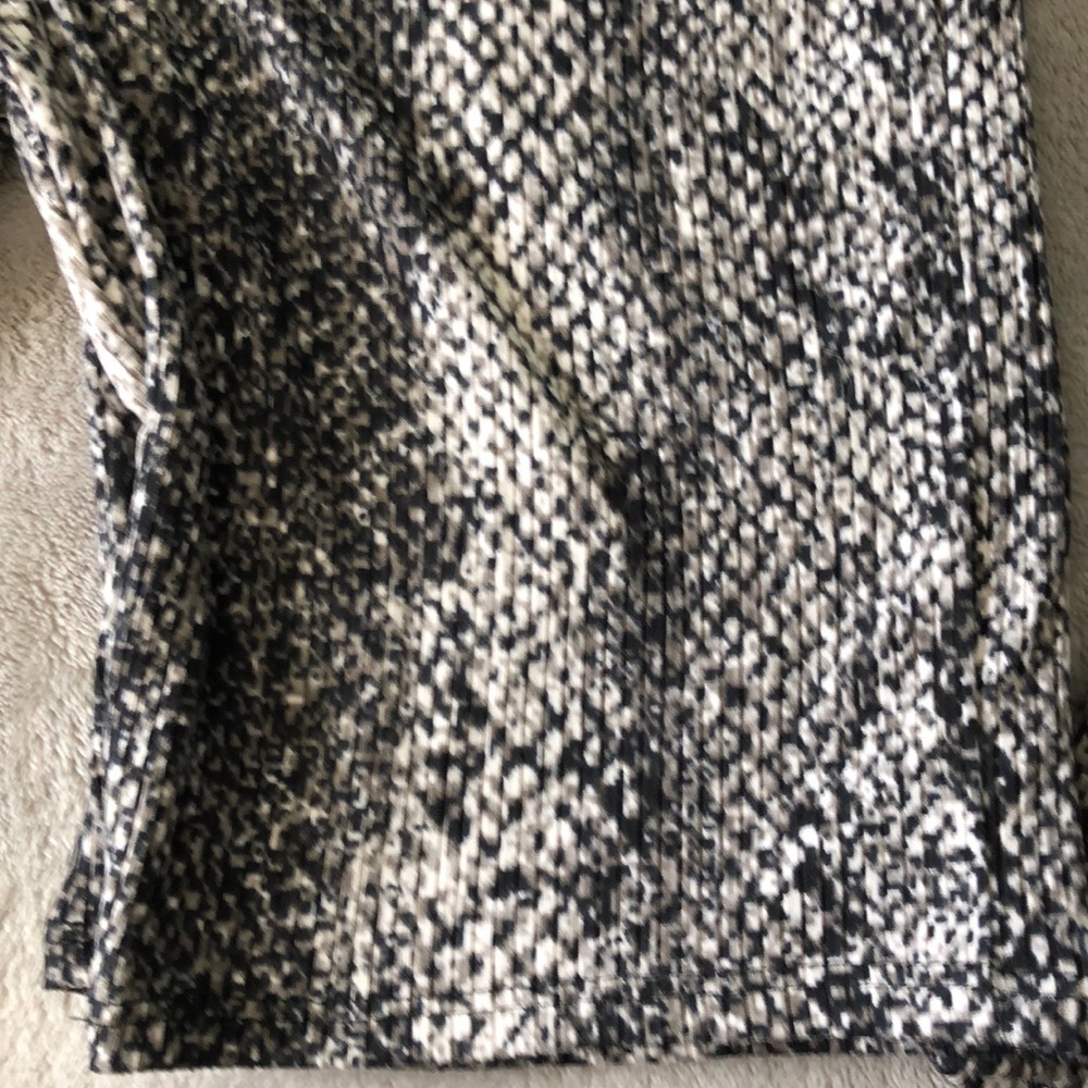 Snake Print Bike Shorts - Picture 5 of 6